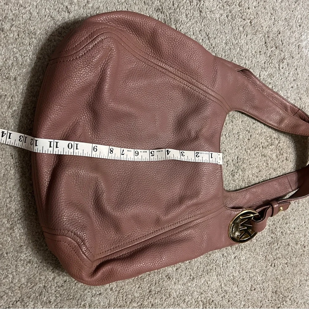 Michael Kors Brown mauve Hobo Bag with Pebbled Leather‎ and MK Charm